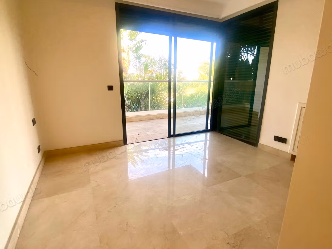 Golf front apartment 3 bedrooms staff room