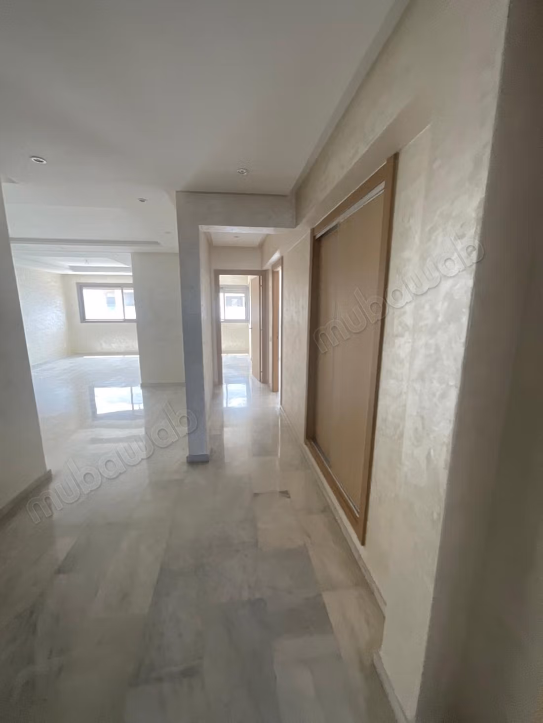 Affitta questo appartamento a Riviera. 1 Stanza. Porta blindata, sicurezza