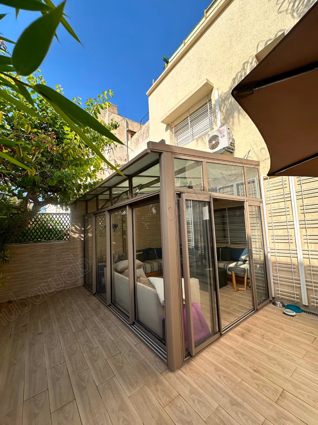 Casa tranquilla in una strada chiusa e molto soleggiata