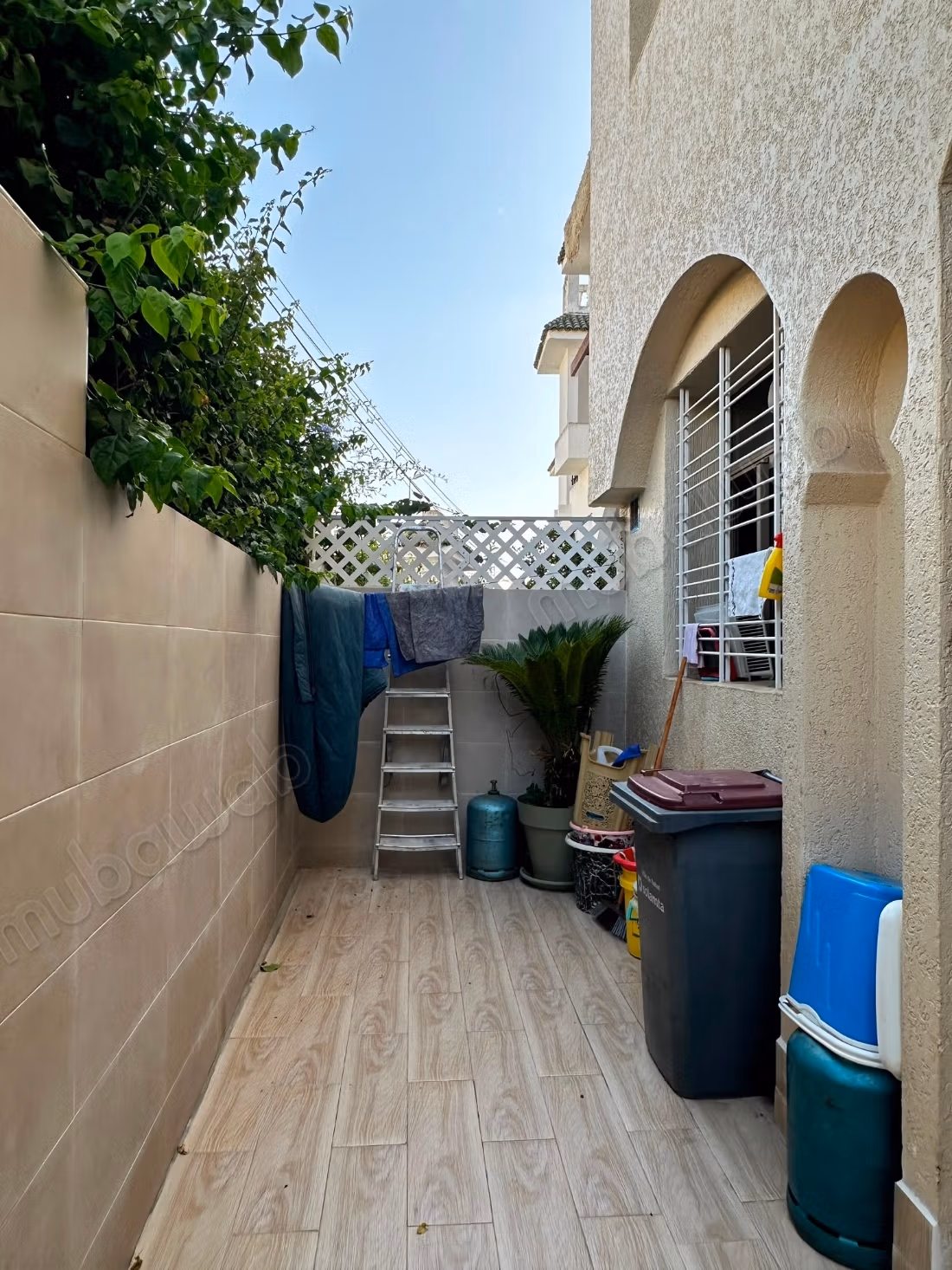 Casa tranquilla in una strada chiusa e molto soleggiata
