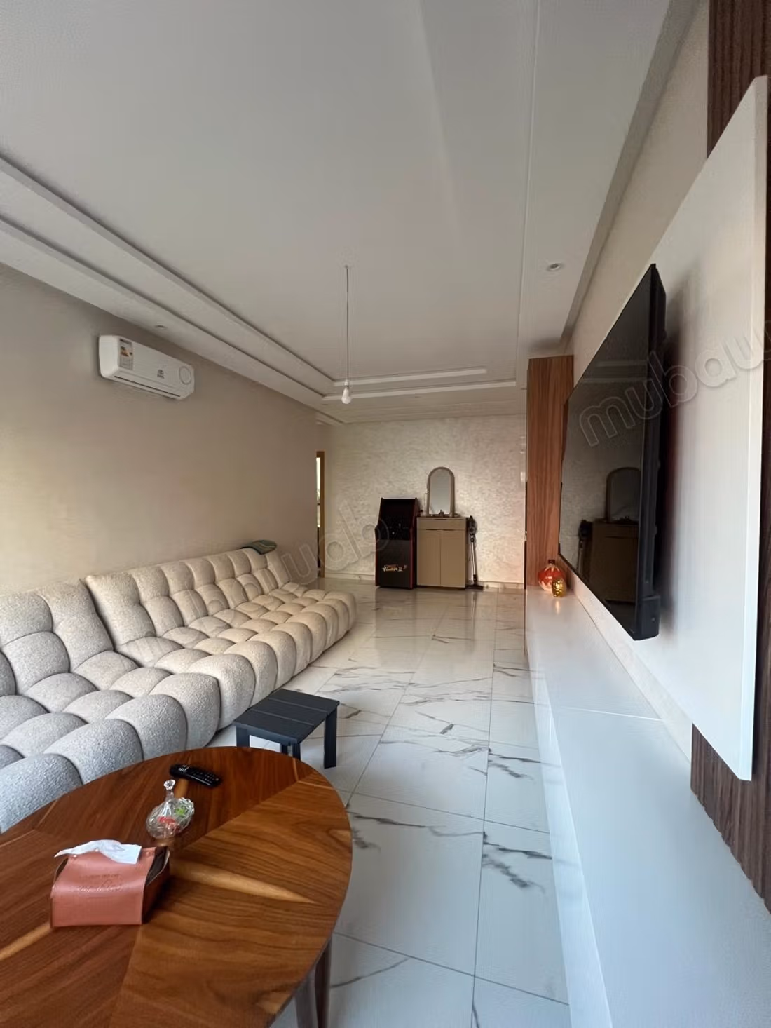 Vendere appartamento a Haut Founty. 3 belle camere. Con ascensore e terrazza