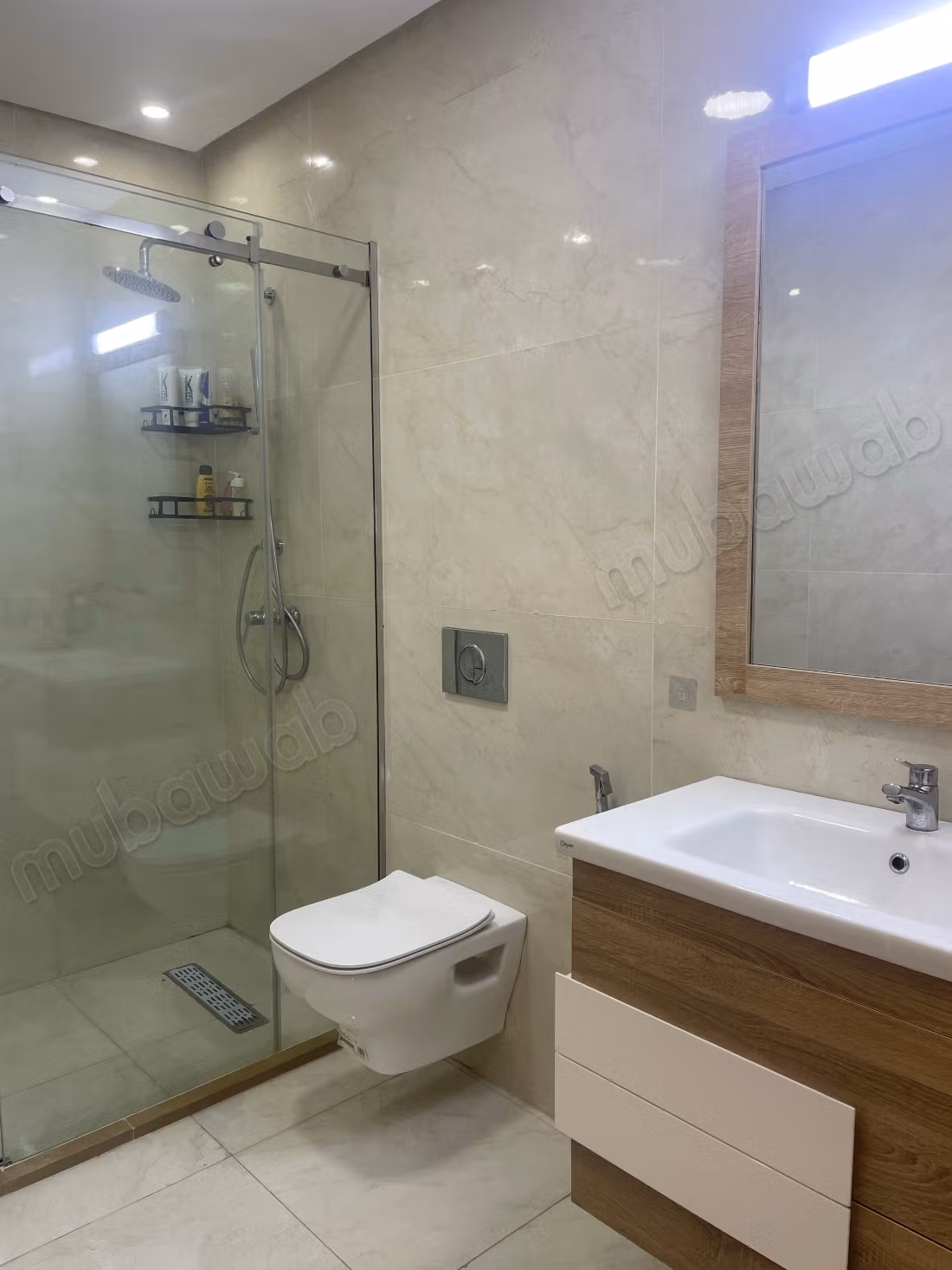 Location d'un appartement à Plage Oued Cherrat. Surface de 70 m². Jardin et ascenseur