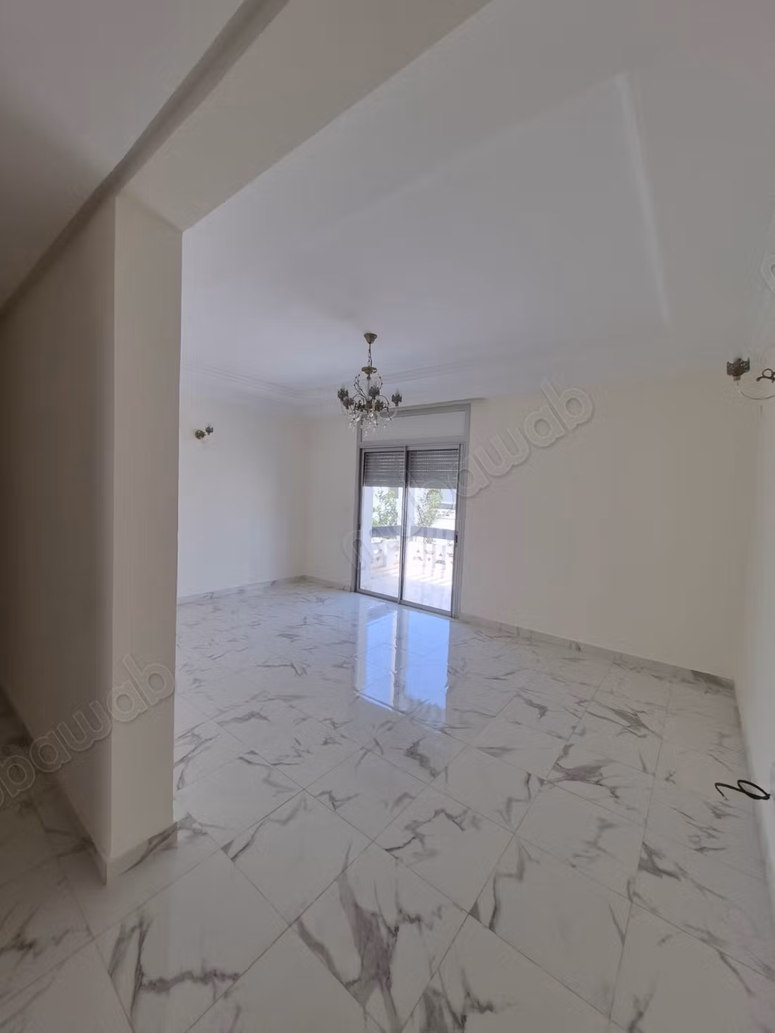 En venta Apartamento renovado soleado en Harhoura