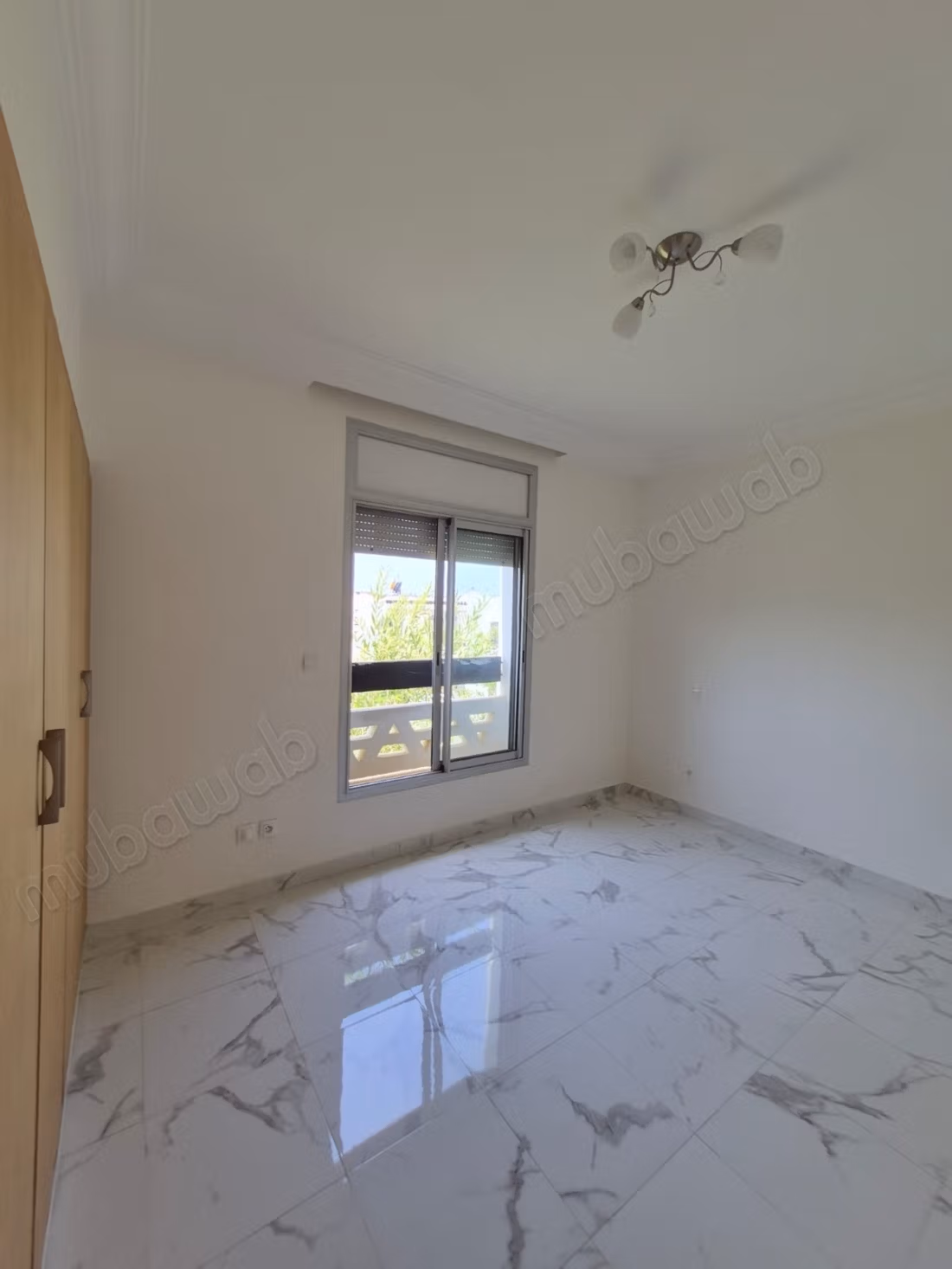 En venta Apartamento renovado soleado en Harhoura