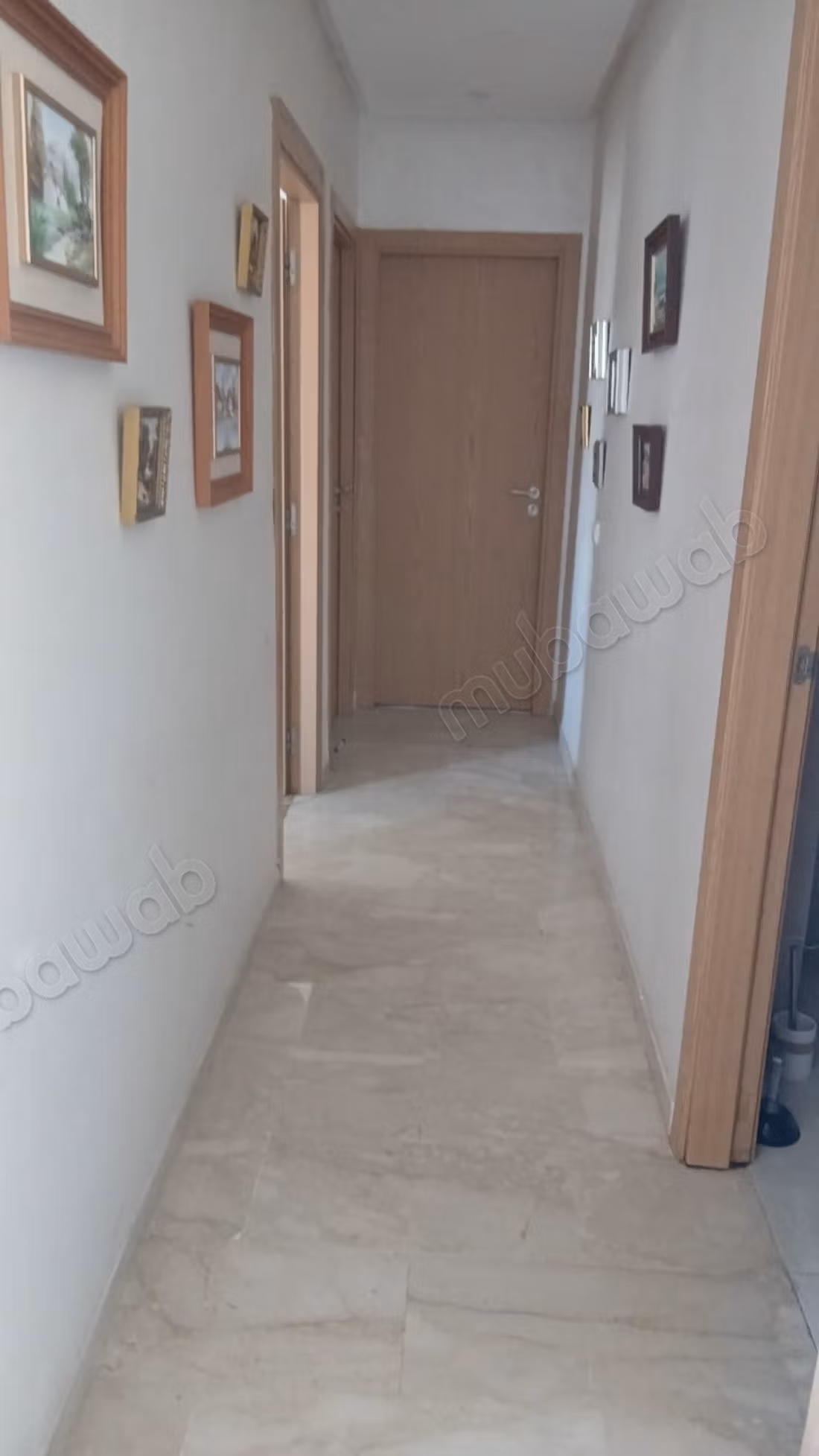 Superbe appartement à vendre à Tabriquet. 
1 Pièce. 
Concierge