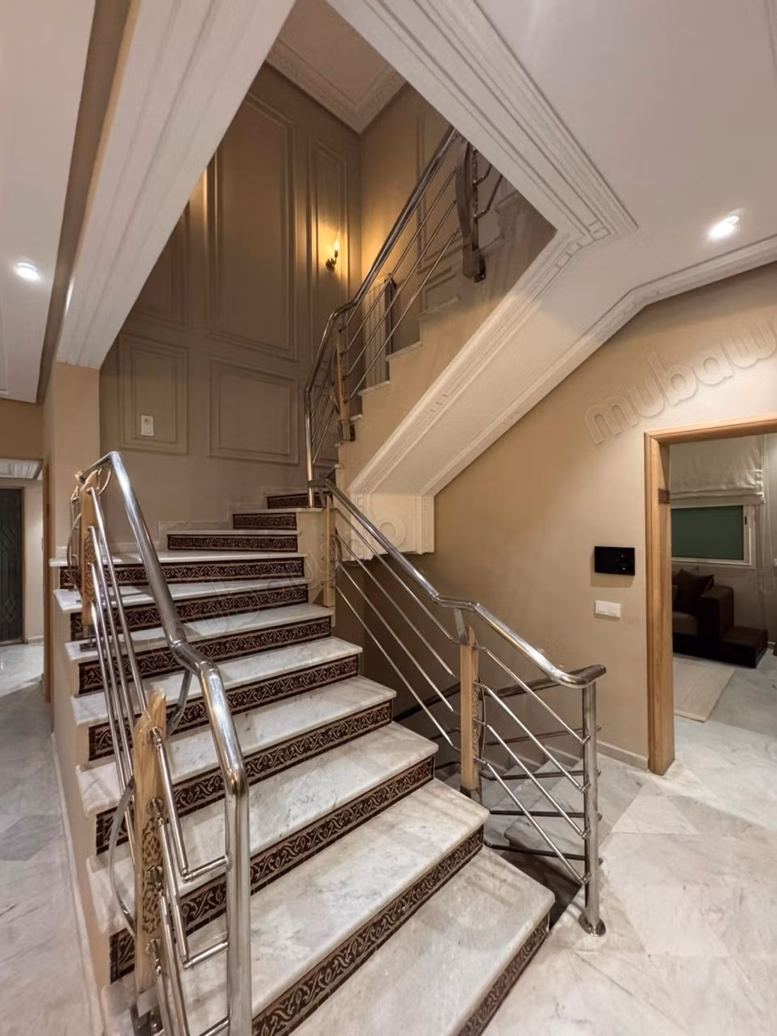 Luxe villa te huur in Riyad. 5 slaapkamers. Gemeubileerd
