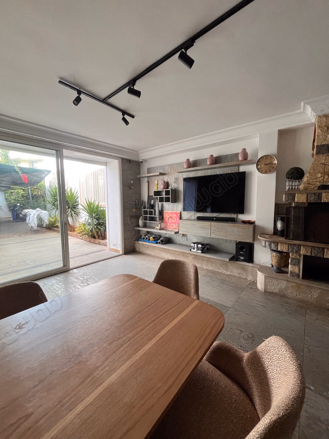 Magnifique villa a louer vide ou meublé a cote du velodrome
