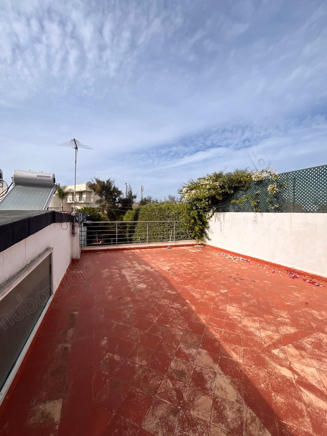 Magnifique villa a louer vide ou meublé a cote du velodrome