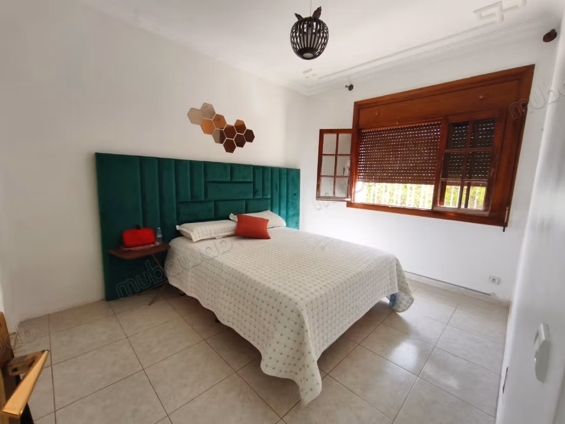 Seaside villa with great potential