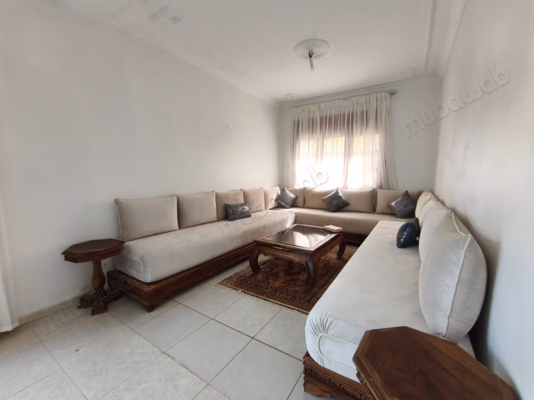 Seaside villa with great potential