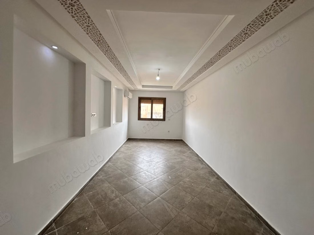 Opportunité à vendre 2 chambres salon izdihar