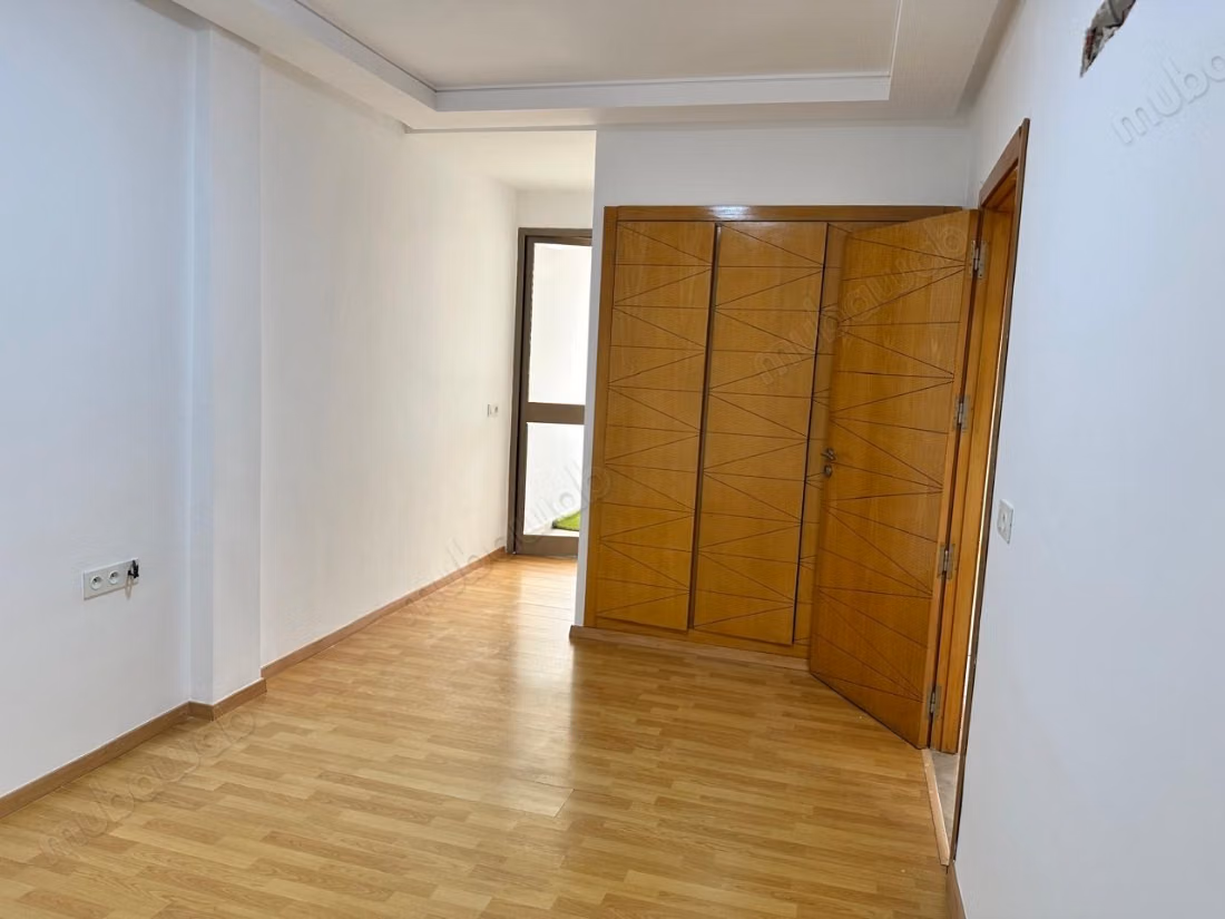 Opportunité à vendre 2 chambres salon izdihar