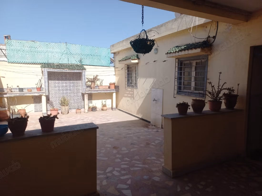 Very beautiful house for sale in Oulfa. 7 large rooms. Well furnished