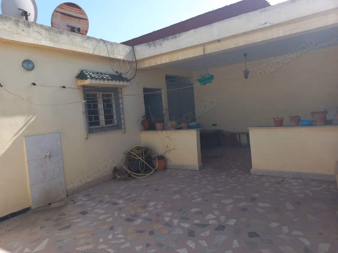 Very beautiful house for sale in Oulfa. 7 large rooms. Well furnished