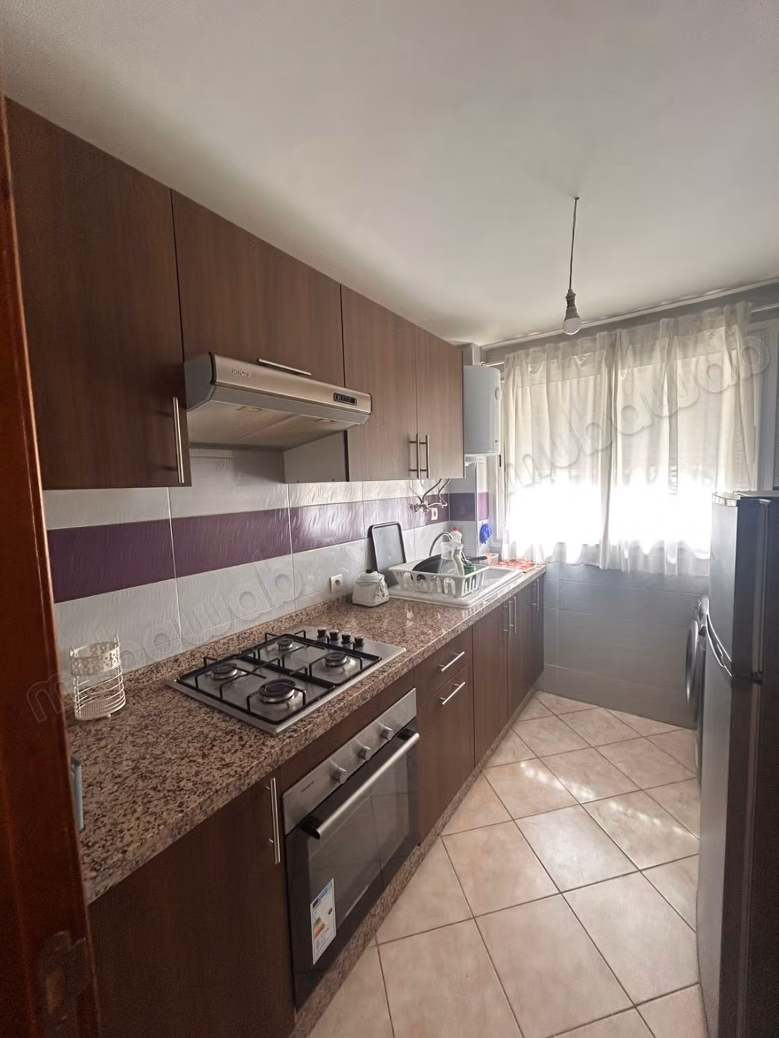 Te huur - gemeubileerd appartement - 2e verdieping