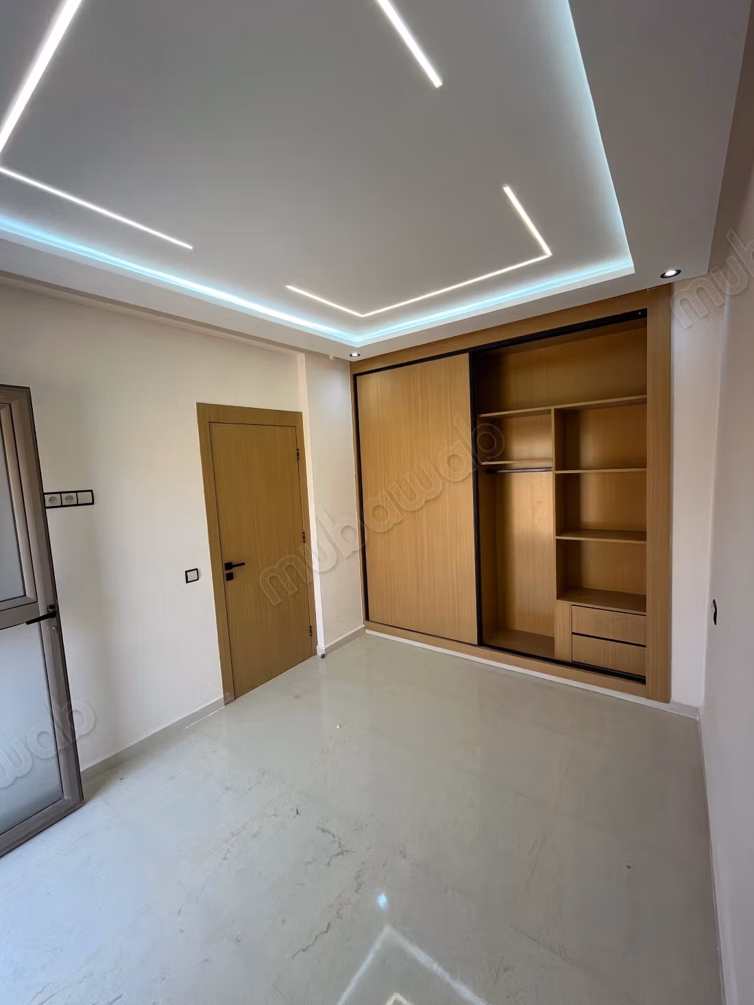 Appartamento in vendita a Mhamid. Area 94 m². Terrazza e ascensore