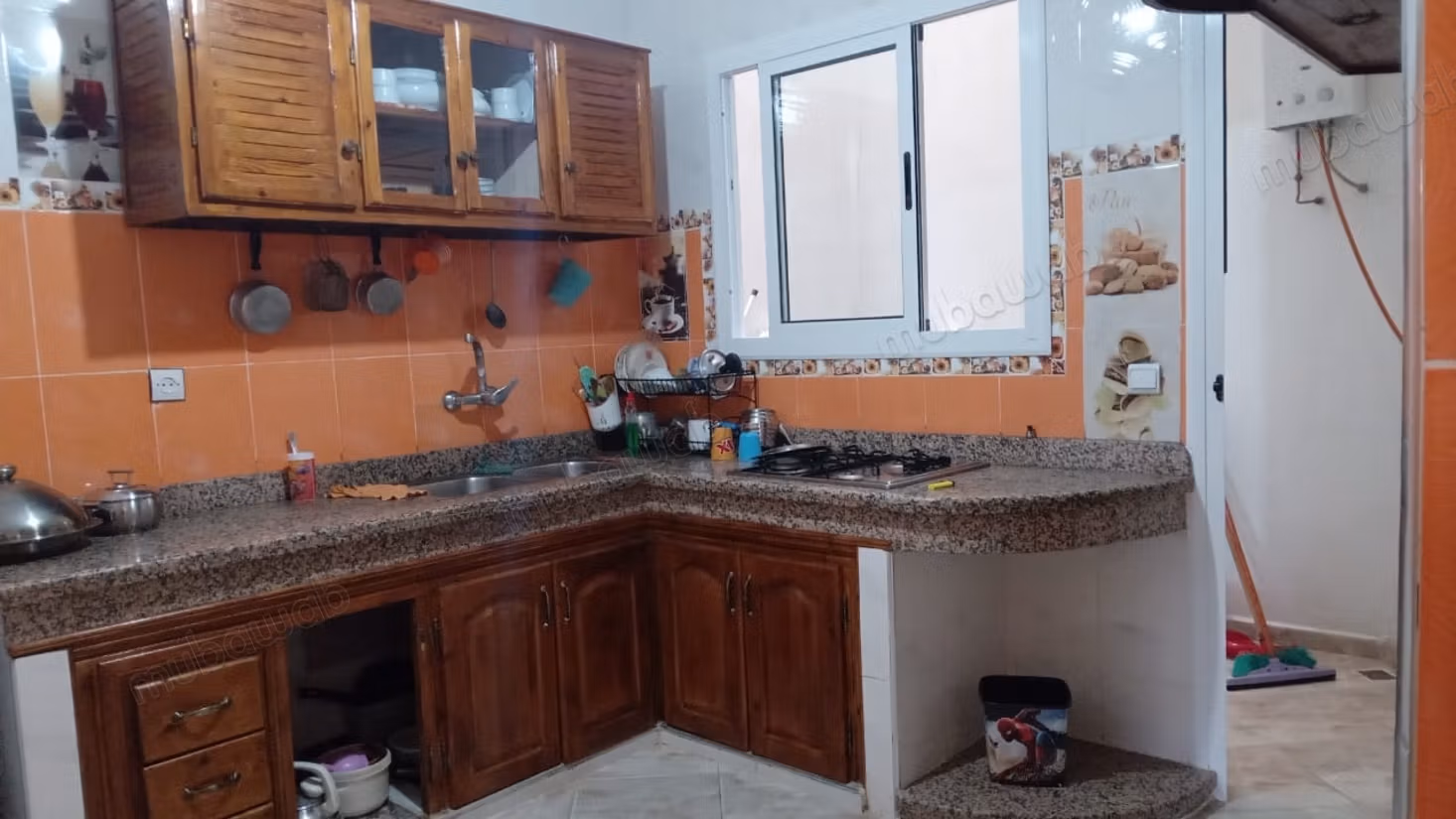 Apartment for rent. Small area 70 m².
Exceptional mountain view, Robust door
