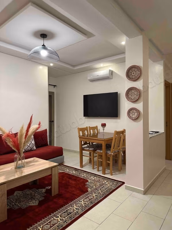 Beau studio meublé sur résidence sécurisée à louer