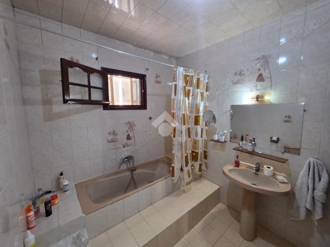 Villa indipendente in vendita