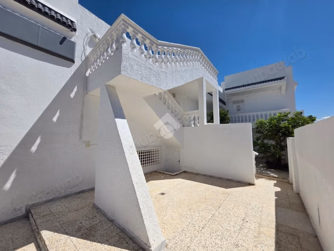 Villa indipendente in vendita