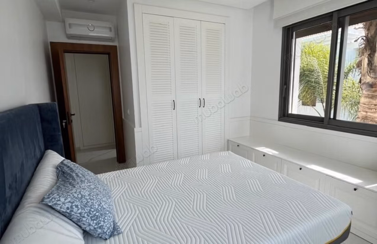 Villa a louer a tanger 
surface 500m² 
situation golf