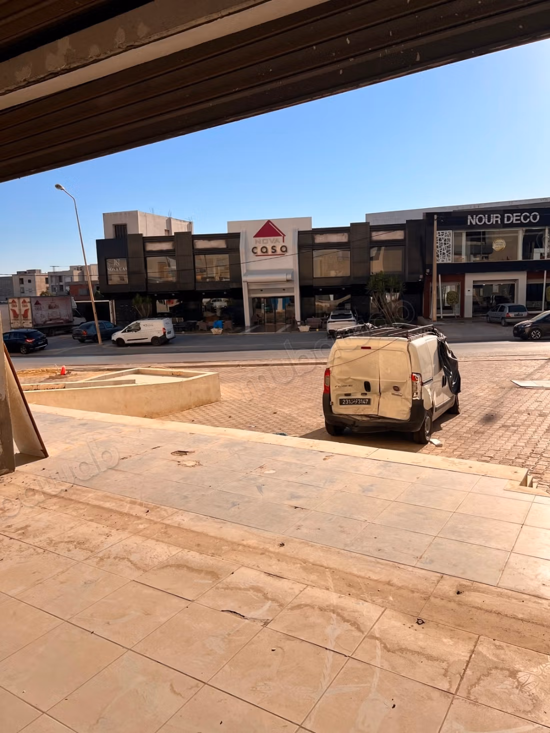 Commercial space 1400 m² Mnihla Bizerte Road
