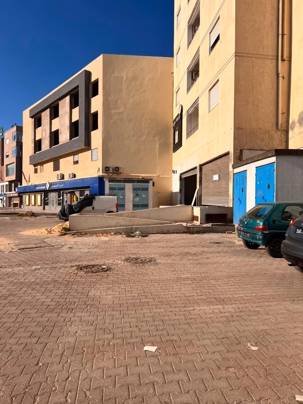 Commercial space 1400 m² Mnihla Bizerte Road