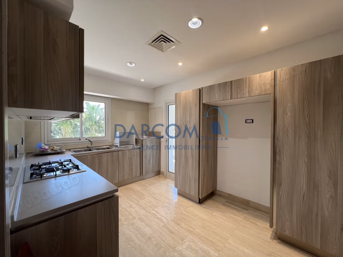 Luxurious villa floor with sea view in Gammarth Sup