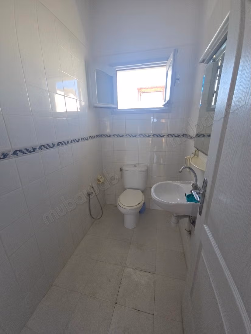 Appartamento in affitto a La Marsa Ville. Superficie di 160 m². Vista mare, riscaldamento centralizzato