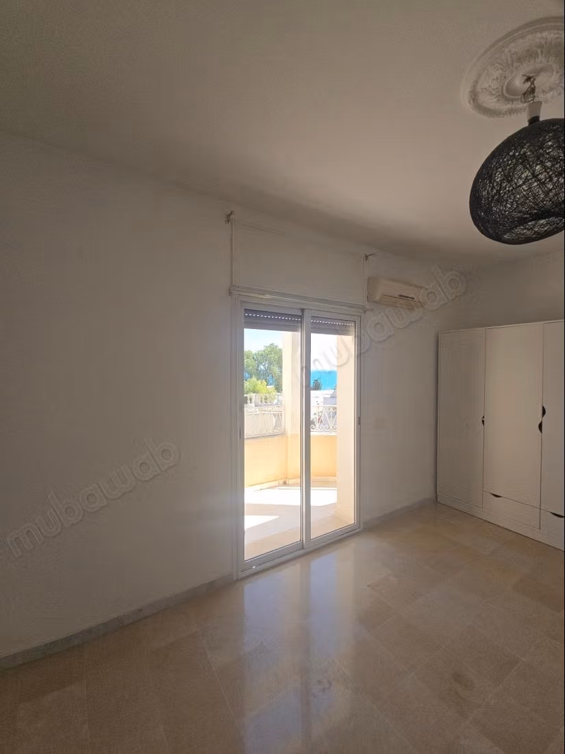 Appartamento in affitto a La Marsa Ville. Superficie di 160 m². Vista mare, riscaldamento centralizzato