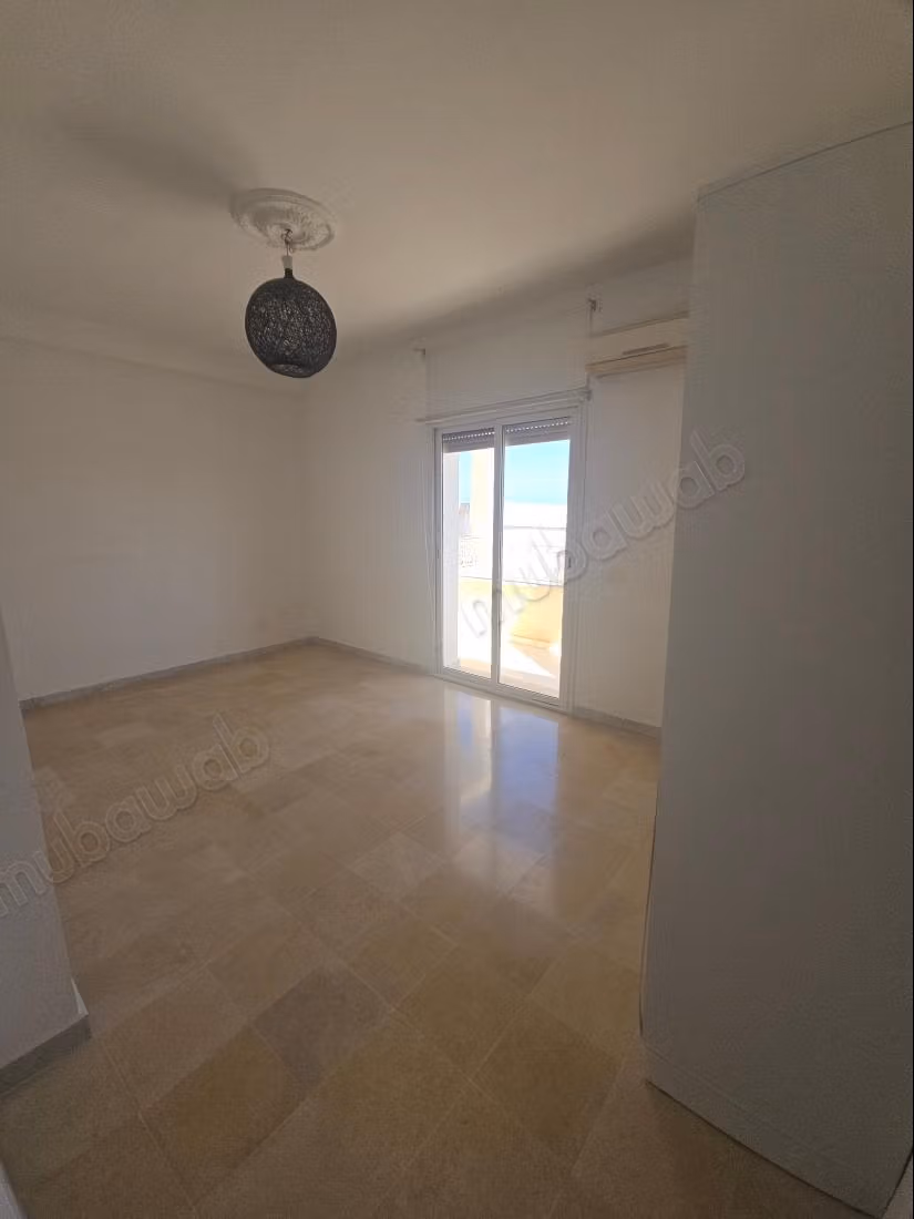 Appartamento in affitto a La Marsa Ville. Superficie di 160 m². Vista mare, riscaldamento centralizzato