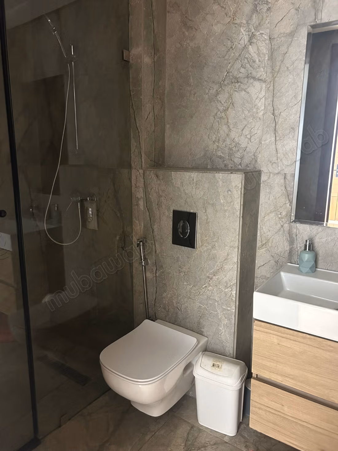 High-end studio for rent at 8500 dh