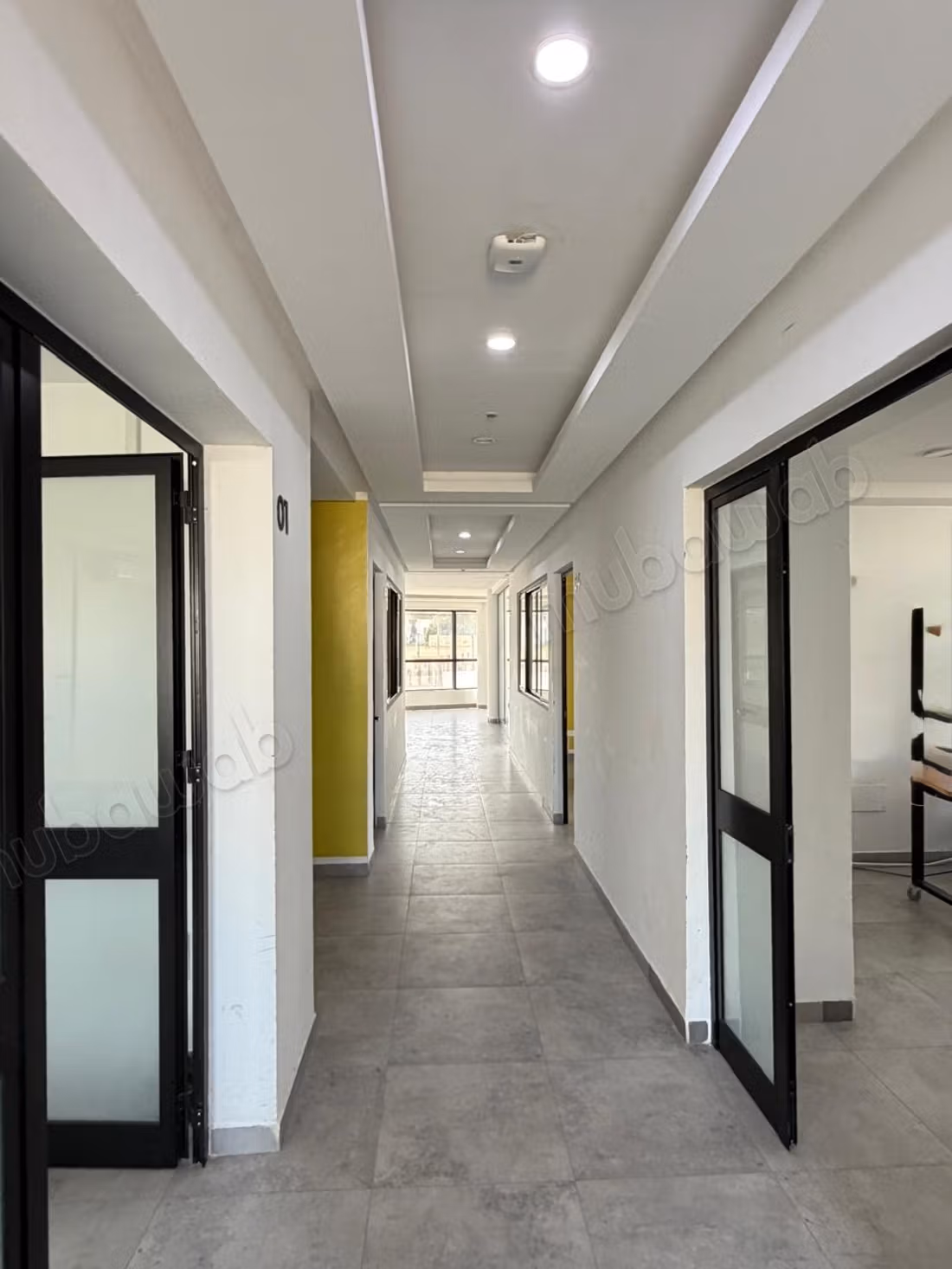 In affitto edificio moderno di 1100 m² a El Menzah 5