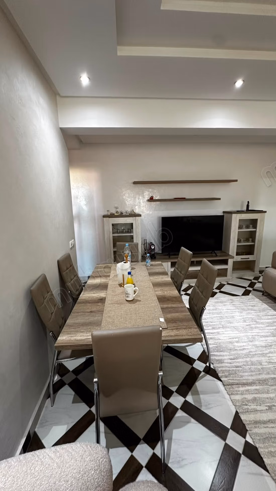 Bellissimo appartamento con 2 camere da letto in affitto a EL YAKOUT