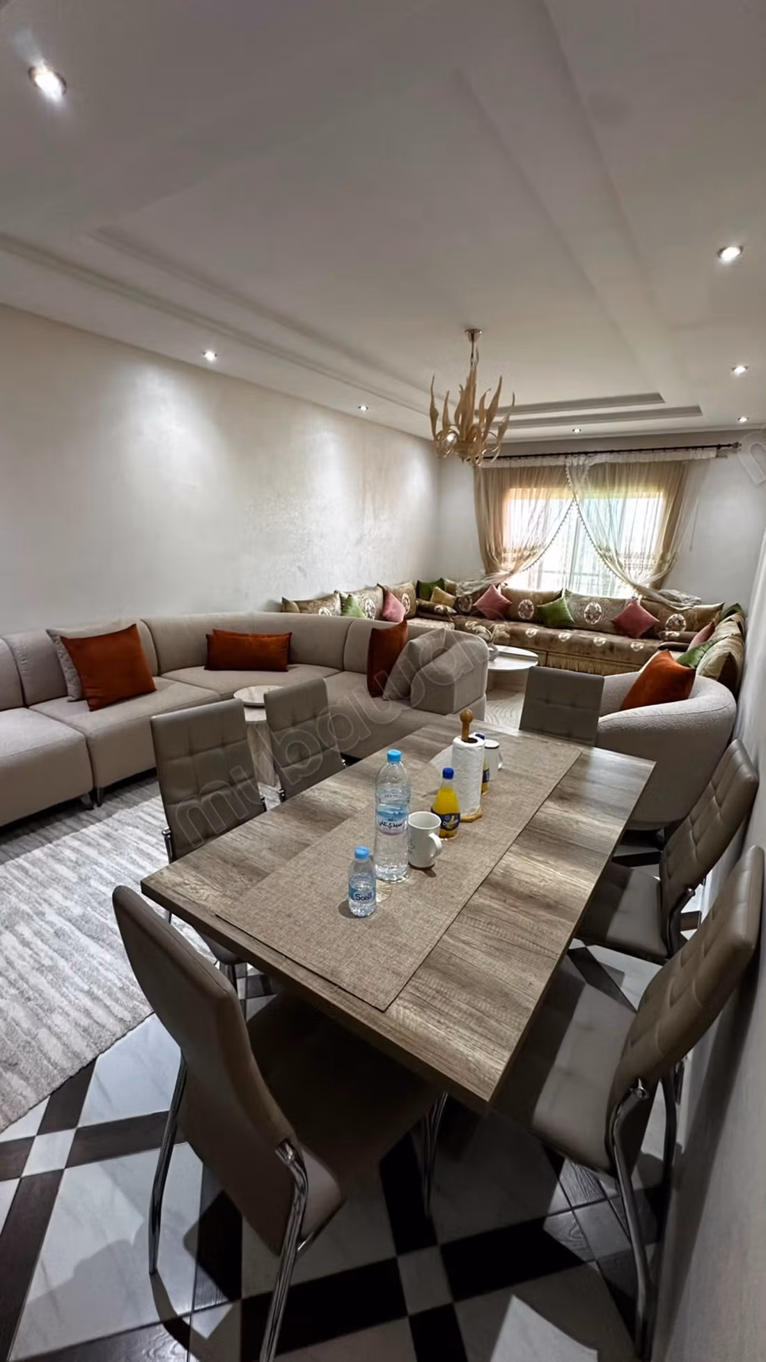Bellissimo appartamento con 2 camere da letto in affitto a EL YAKOUT
