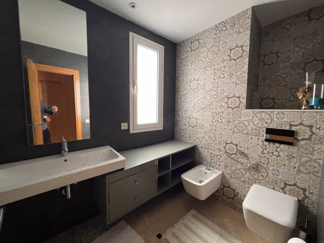 Appartamento arredato Ain Diab 3 camere con vista mare