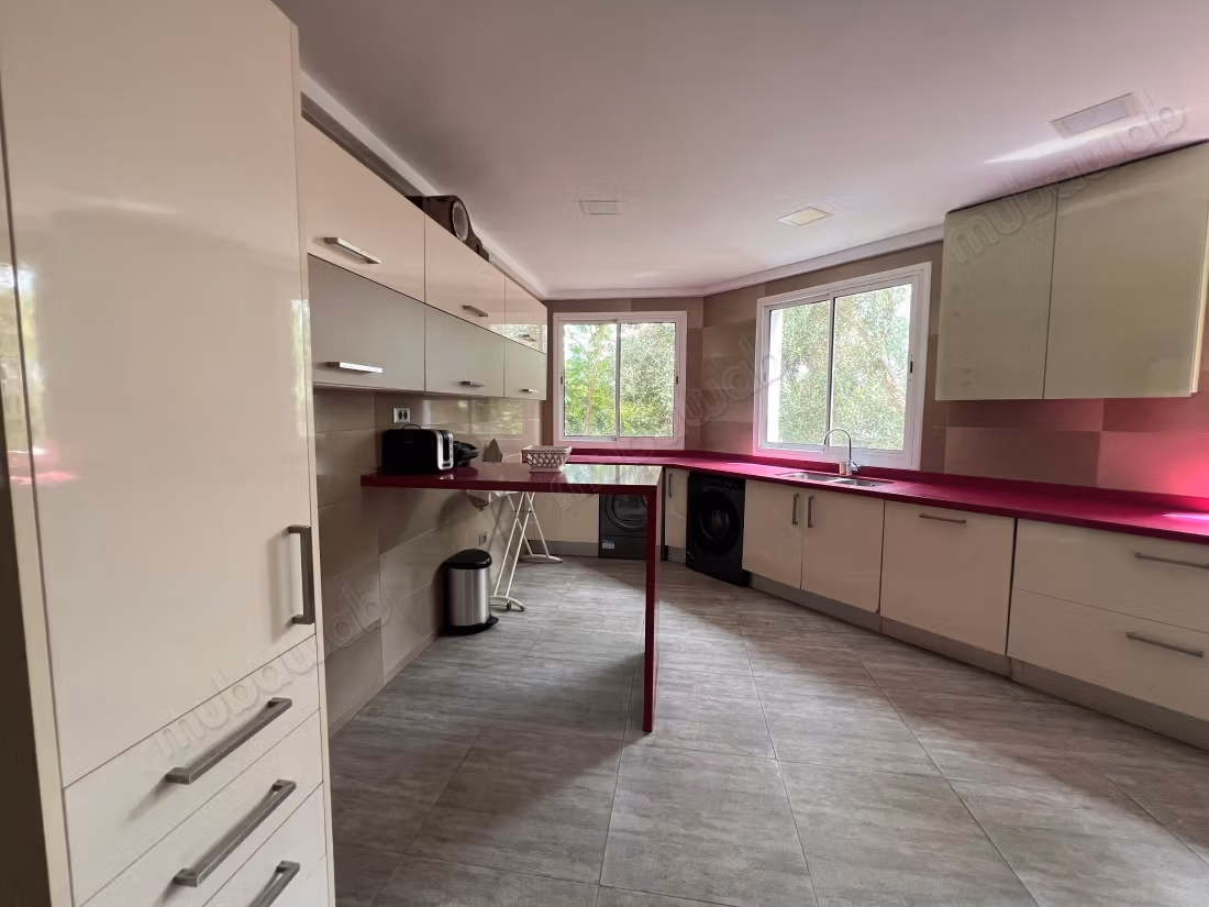 Appartamento arredato Ain Diab 3 camere con vista mare