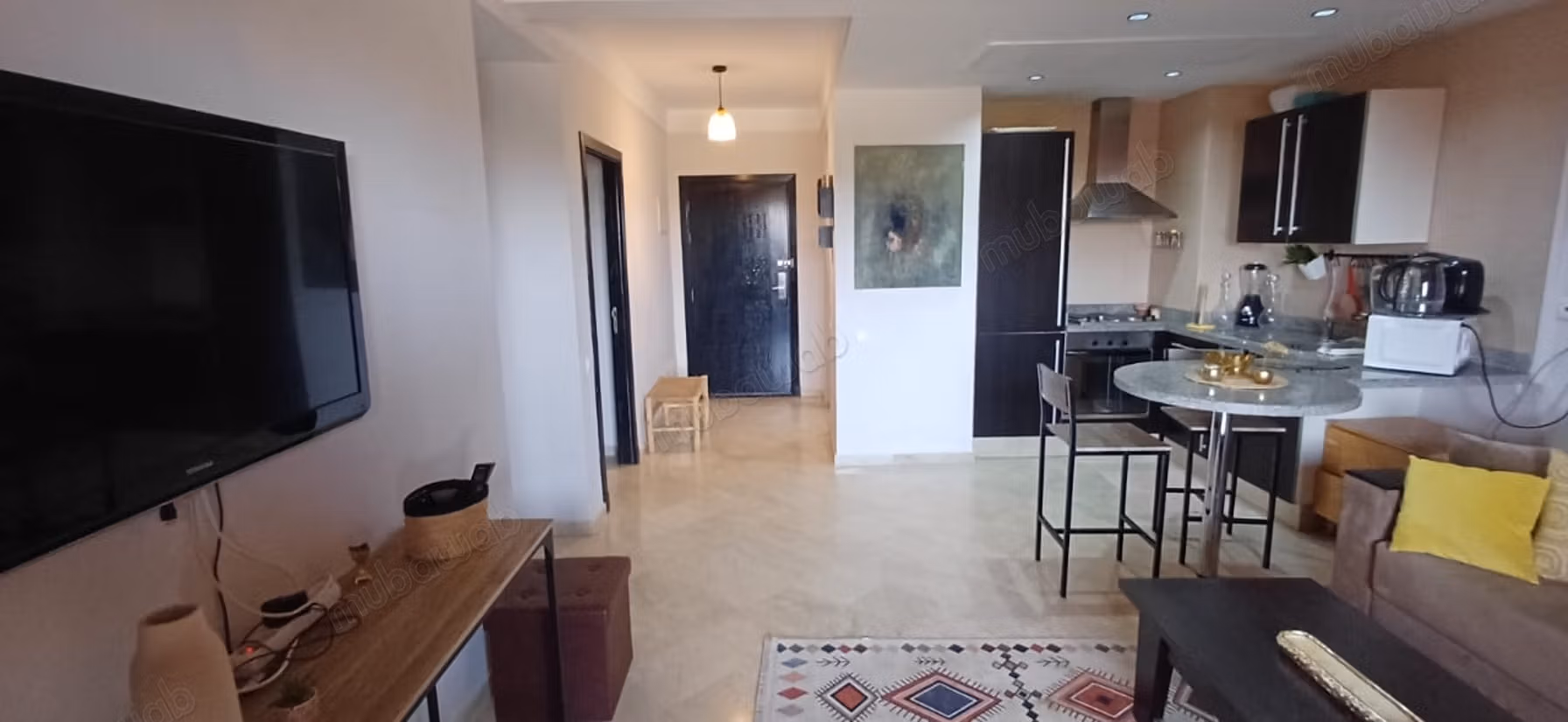 Te huur gemeubileerd luxe appartement op de Casa-route