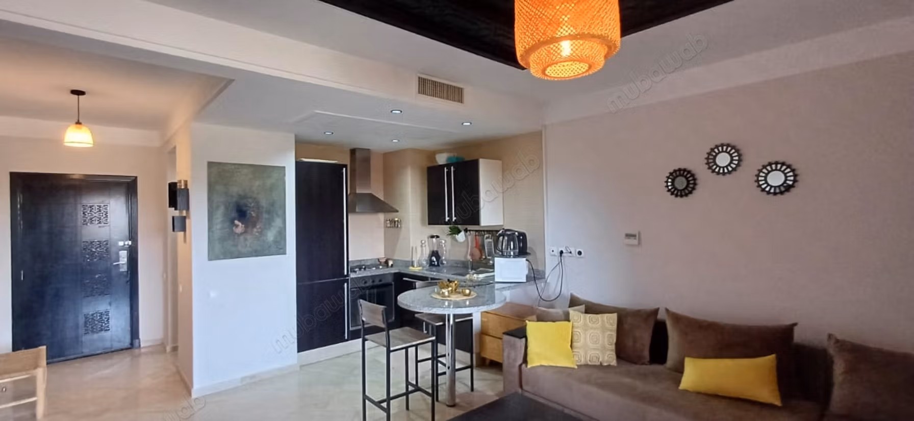 Te huur gemeubileerd luxe appartement op de Casa-route