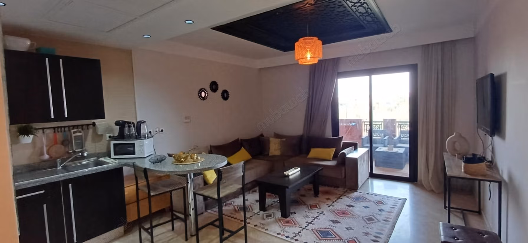 Te huur gemeubileerd luxe appartement op de Casa-route