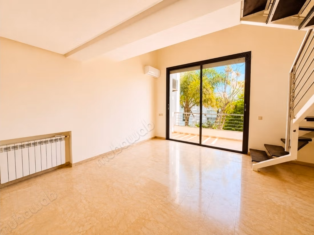 Villa in affitto ad Ain Diab in residence chiusa con piscina