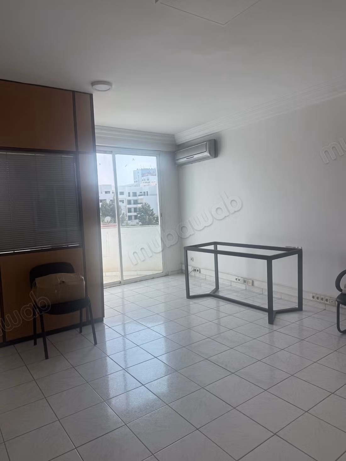 Vend bureaux à Sidi Moumen. Surface totale 90 m² prix 13000 le m2