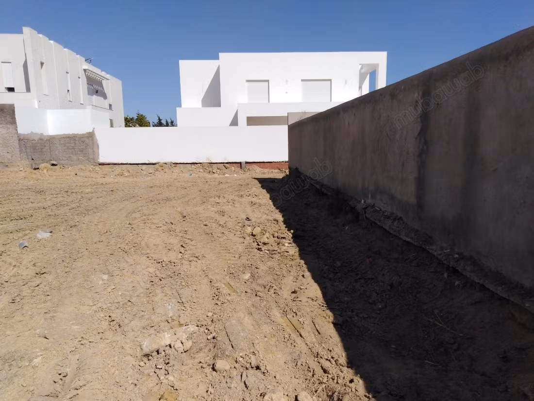 Terrain a la soukra