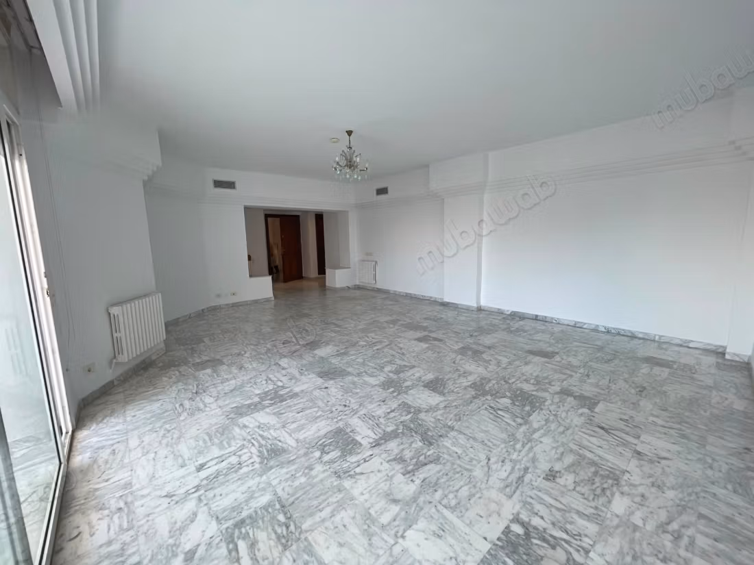 For rent apartment S3 empty Marsa Beach