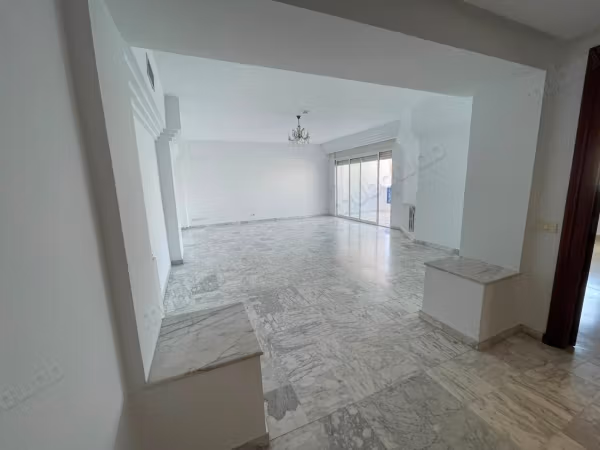 For rent apartment S3 empty Marsa Beach
