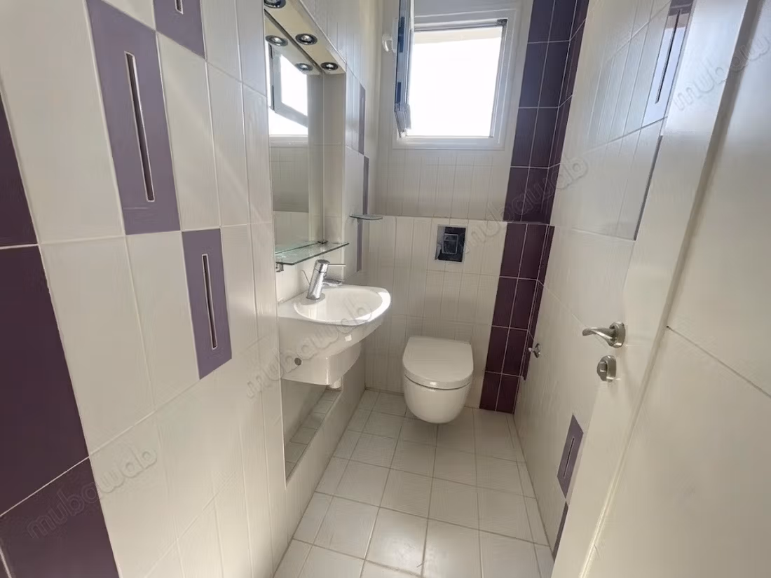 For rent: empty villa floor in S4 Marsa Cube