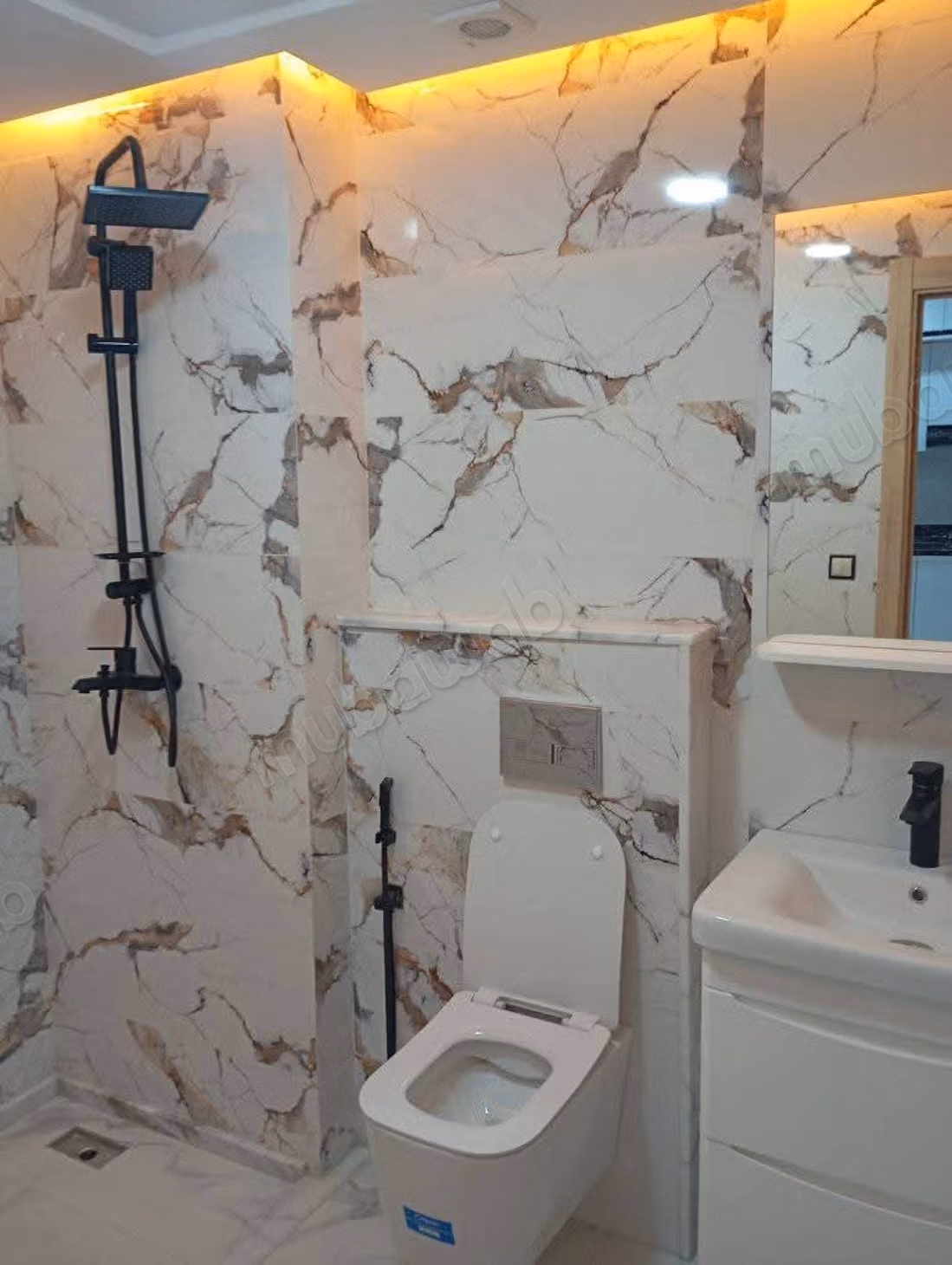 Apartment for sale in Hamria. 8 comfortable rooms. Security door, safety