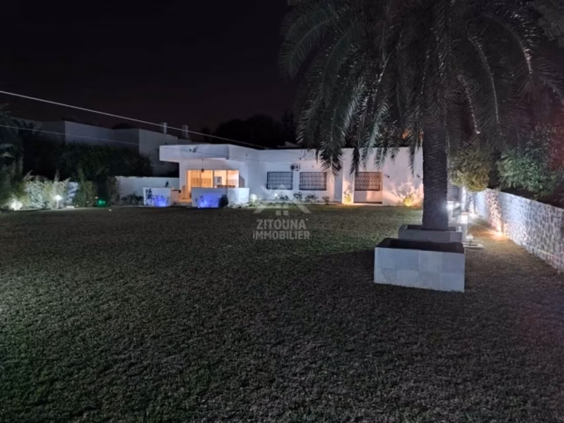 For rent a furnished villa in Gammarth