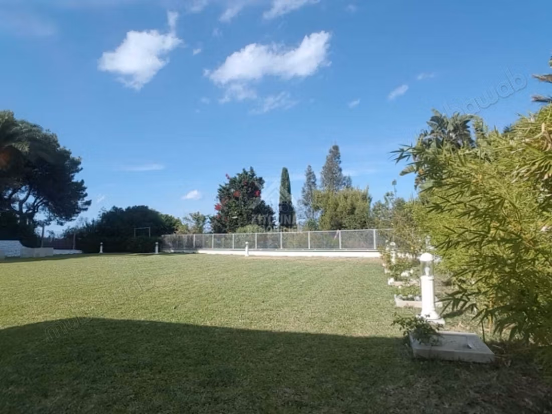 For rent a furnished villa in Gammarth