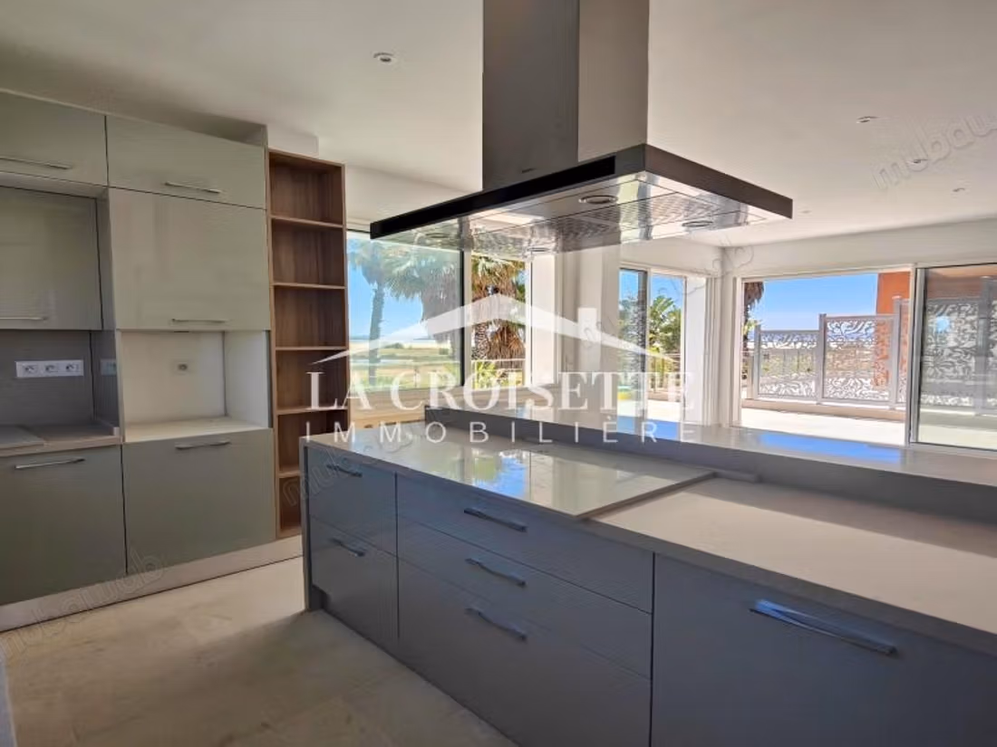 Appartement S2 avec terrasse à Gammarth